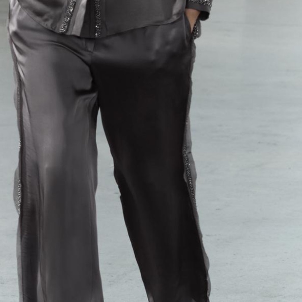 ZARA WOMAN EMBROIDERED GRAY SATIN EFFECT PANTS ZW COLLECTION SIZE XL NWT - Picture 3 of 9